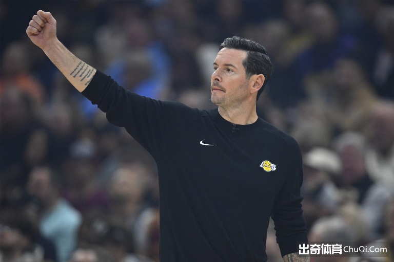 基耶利尼,若身披苏亚,雷斯战袍,好博体育,好博体育平台,体育博彩,好博体育官网,体育投注,在线博彩